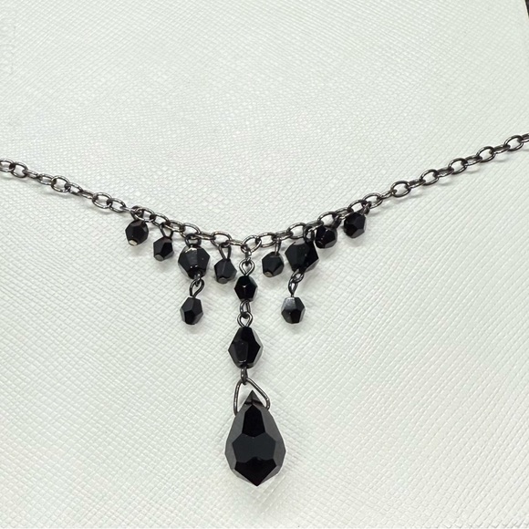 Elegant Black Necklace with Silver Accents - Picture 2 of 4